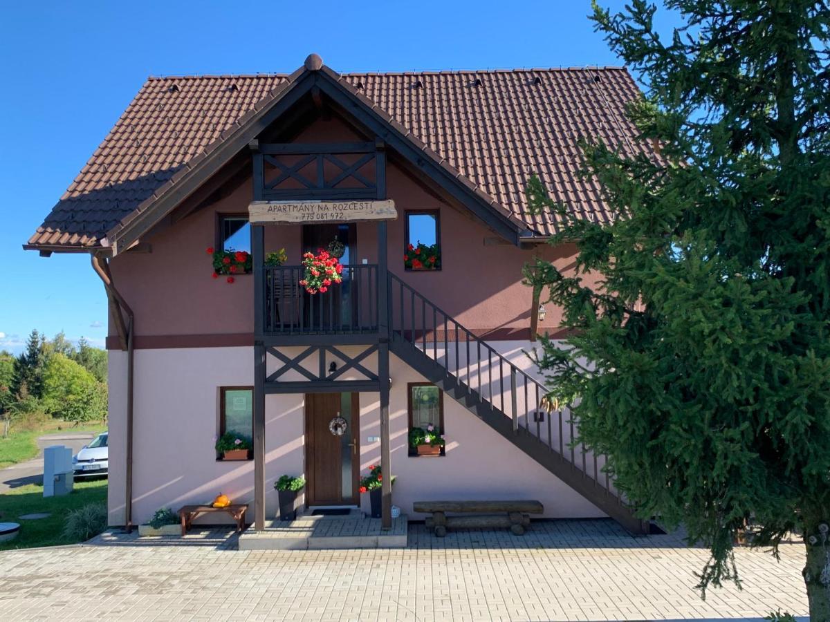 Apartmany Na Rozcesti Lomnice nad Popelkou Exteriör bild