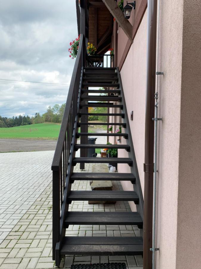 Apartmany Na Rozcesti Lomnice nad Popelkou Exteriör bild