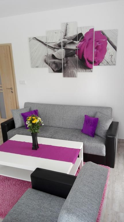Apartmany Na Rozcesti Lomnice nad Popelkou Exteriör bild