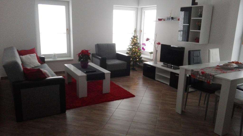 Apartmany Na Rozcesti Lomnice nad Popelkou Exteriör bild